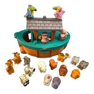 Fisher Price Little People Noahs Ark Set Vintage +19 Figures/Animals/Noah/wife